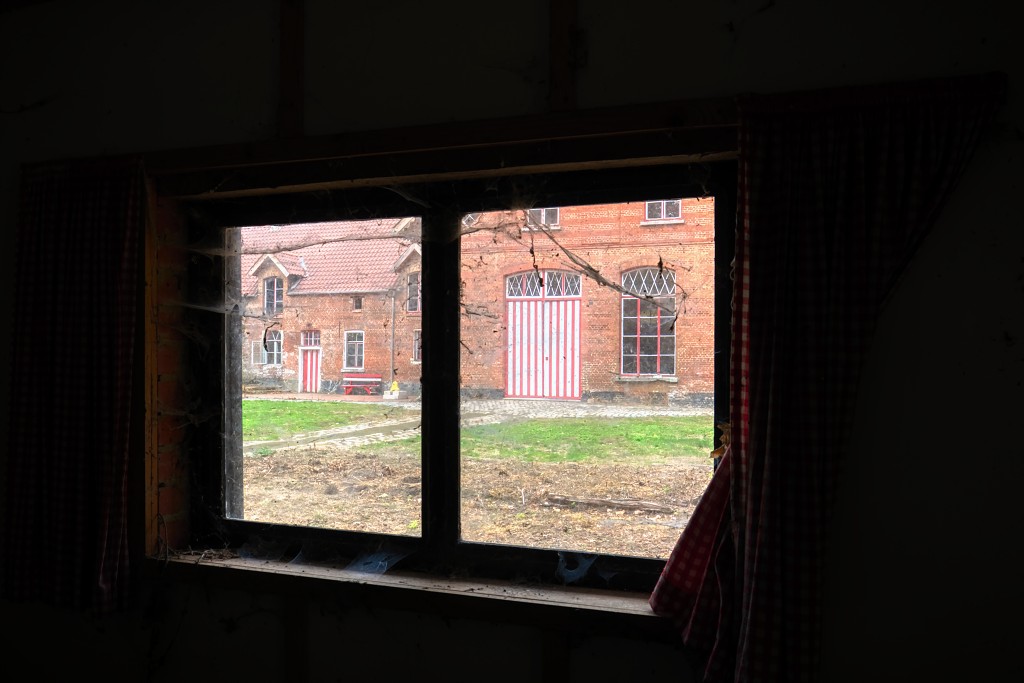 HDR green world greenworld belgie belgique belgium urbex decay verlaten boerderij lost place places kasteeldomein abandoned explorer